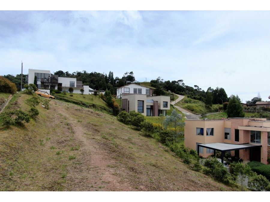 Residential Lot for Sale in El Escobero